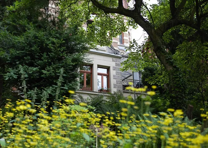 Magnolia Suite